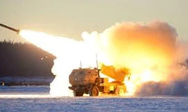 Ukraine xác nhận tấn công sân bay Saky ở Crimea