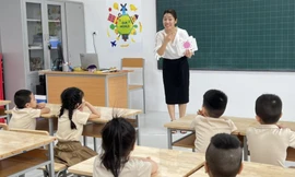 Góp ý dự thảo Luật Nhà giáo: Thu nhập của viên chức phải đảm bảo nhu cầu cuộc sống 