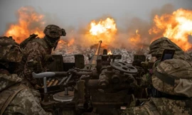 Donetsk bị pháo kích dữ dội, Mátxcơva lên tiếng
