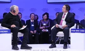 Thủ tướng tại cuộc đối thoại. (Ảnh: Dương Giang)