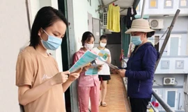 Một căn nhà vi phạm trật tự xây dựng tại xã Kim Chung bị đập bỏ