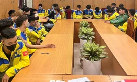 Công an triệu tập 100 tài xế xe ôm công nghệ trong vụ 'nội chiến ong vàng'