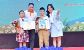 Nhiều tác phẩm xuất sắc về tình mẫu tử tại cuộc thi vẽ tranh 'Con của mẹ lớn khôn' năm 2024