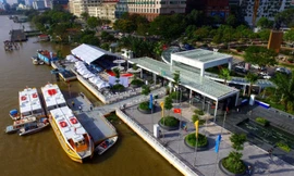 Buýt sông Sài Gòn 'cháy vé'