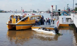 Dân Sài Gòn được đi buýt đường sông miễn phí 10 ngày đầu tiên