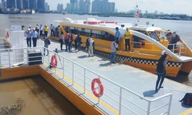 Buýt sông Sài Gòn sắp đón khách sau nhiều lần trì hoãn
