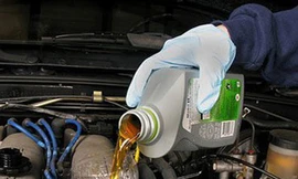 7 thói quen 'giết' chiếc xe của bạn