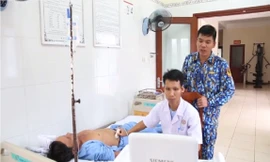 Trung tâm Y tế Trường Sa cấp cứu ngư dân viêm ruột thừa cấp