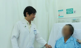 Tránh người đi ngược chiều, người đàn ông bị tai nạn vỡ gan