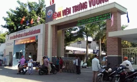 Người đàn ông nổ súng tự sát ở Bệnh viện Trưng Vương đã tử vong