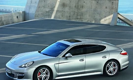 Porsche hé lộ phiên bản mạnh nhất dòng Panamera