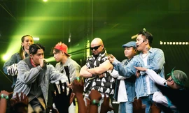 Fan chờ đón concert Chông Gai, vào việc ngay với loạt project cực xịn