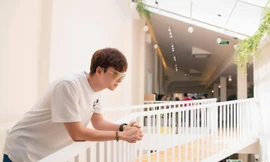 Ngô Kiến Huy tung loạt ảnh mới tặng fan, diện mạo đã "có da có thịt hơn"