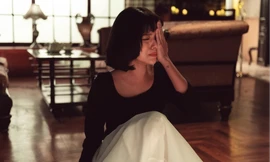 Tú Hảo không có thoại, chỉ "khóc và khóc" khi đóng MV mới của Only C cùng Kiều Minh Tuấn