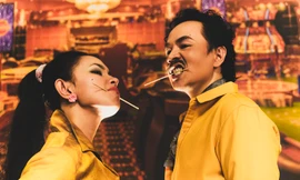 Binz vào vai ông xã của Châu Bùi trong bộ ảnh Halloween đậm chất điện ảnh