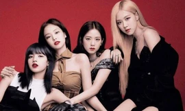 BLACKPINK: Từ tổ hợp thời trang hoàn hảo tới 4 tổng tài độc nhất K-Pop
