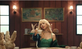 Min tái xuất sau 16 tháng "ngủ đông": Đổi màu tóc và cả phong cách đặt tên bài hát