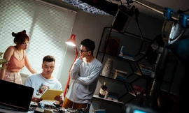 Khả Như cùng Ưng Hoàng Phúc "hành hiệp trượng nghĩa" trong web-drama "Phúc Cọp"