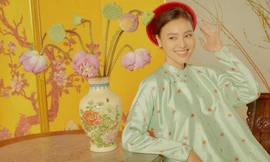 Ninh Dương Lan Ngọc rủ Tú Hảo, Thuỳ Dương chụp ảnh với áo dài truyền thống ngày đầu năm 