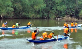 Đua thuyền chống lật, tập dượt chống lũ