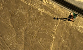 Bí ẩn 'Những đường vẽ Nazca' giữa sa mạc Peru