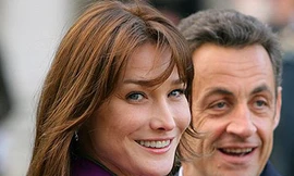 Phu nhân tổng thống Pháp sinh con gái