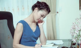 Trần Thị Quỳnh nhận khuyết điểm vụ đeo dải băng sai tên nước