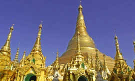 Ngắm vẻ đẹp lộng lẫy của ngôi chùa dát vàng nổi tiếng