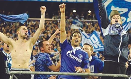 Hoàng tử và bầy 'quỷ đỏ'