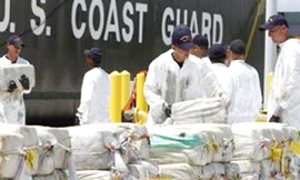 Bắt giữ tàu ngầm chở 7,5 tấn Cocaine