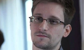 Edward Snowden, "kẻ tội đồ" của nước Mỹ đang muốn tìm việc làm ở Nga
