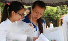 Bài giải môn Anh văn, Hóa học, Địa lý