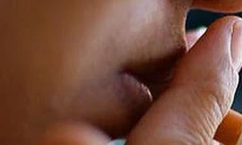 Đưa nội dung không hút thuốc lá ở công sở, bến xe… vào hợp đồng lao động