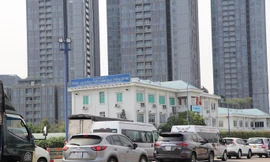 Nguyên nhân hầm sông Sài Gòn ùn ứ ôtô vào sáng và trưa nay