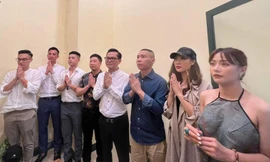 Vợ NSND Công Lý chia sẻ xúc động nhân ngày chồng trở lại Nhà hát Kịch Hà Nội