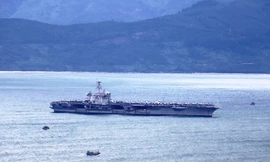 Hôm nay 'đại bàng vàng' USS Carl Vinson của Hạm đội 7 Mỹ rời Đà Nẵng
