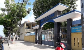Nam sinh Đà Nẵng nghi bị đánh hội đồng sát trường học.