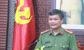 Đại tá Nguyễn Đức Dũng, Trưởng phòng tham mưu tổng hợp, Công an TP Đà Nẵng cung cấp thông tin tại buổi họp báo. Ảnh: Nguyễn Thành