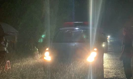 Thi thể 13 cán bộ chiến sĩ gặp nạn trong khi làm nhiệm vụ đã được đưa về bệnh viên 268 (TP Huế). Ảnh Nguyễn Ngọc