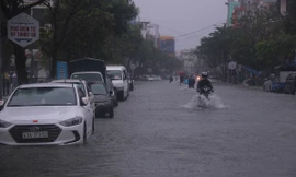 Ngày 10/12, mưa lớn tiếp tục diễn ra trên địa bàn thành phố Đà Nẵng