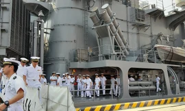 Uy lực tàu huấn luyện Nhật Bản thăm Đà Nẵng