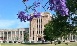 Con trai cựu Chủ tịch Đà Nẵng đi du học nhờ 'điều khoản mềm'