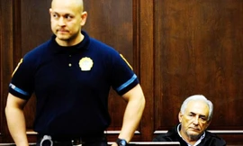 Từ khách sạn xa hoa tới nhà tù khét tiếng