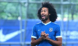 Hậu vệ trái La'Vere Corbin-Ong.