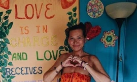 Bí ẩn cái chết của thủ lĩnh giáo phái bán thuốc chữa Covid-19 giả ở Mỹ