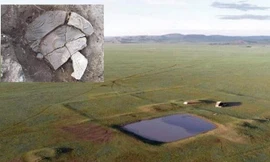 Hiện vật tìm thấy tại khu di tích.