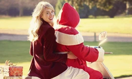 Mặc đẹp sánh vai cùng ông già Noel