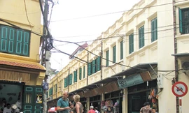 Siết chặt chiều cao, kiến trúc nhà mặt phố cổ