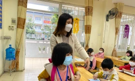 Hà Nội: Một số trường học sinh lớp 1, lớp 2 kiểm tra học kỳ trực tiếp