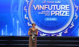 Nhà khoa học dùng tiền thưởng VinFuture hỗ trợ người tị nạn